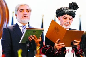 阿富汗新总统加尼宣誓就职(图)