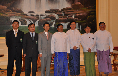 驻缅甸大使杨厚兰会见缅甸副总统年吞