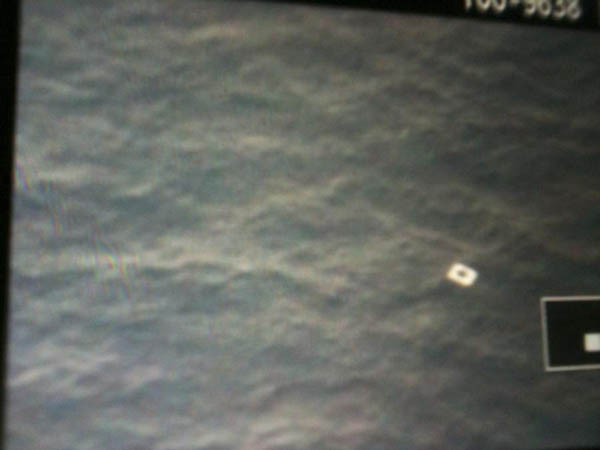 新加坡飞机又发现疑似救生艇物体 或与失联客机有关