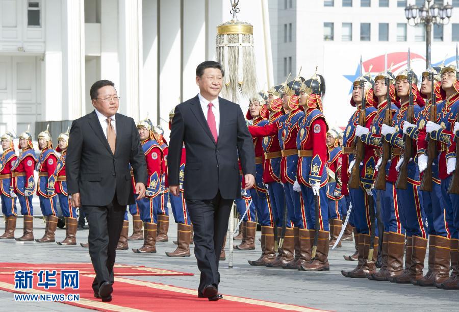 习近平同蒙古国总统额勒贝格道尔吉举行会谈