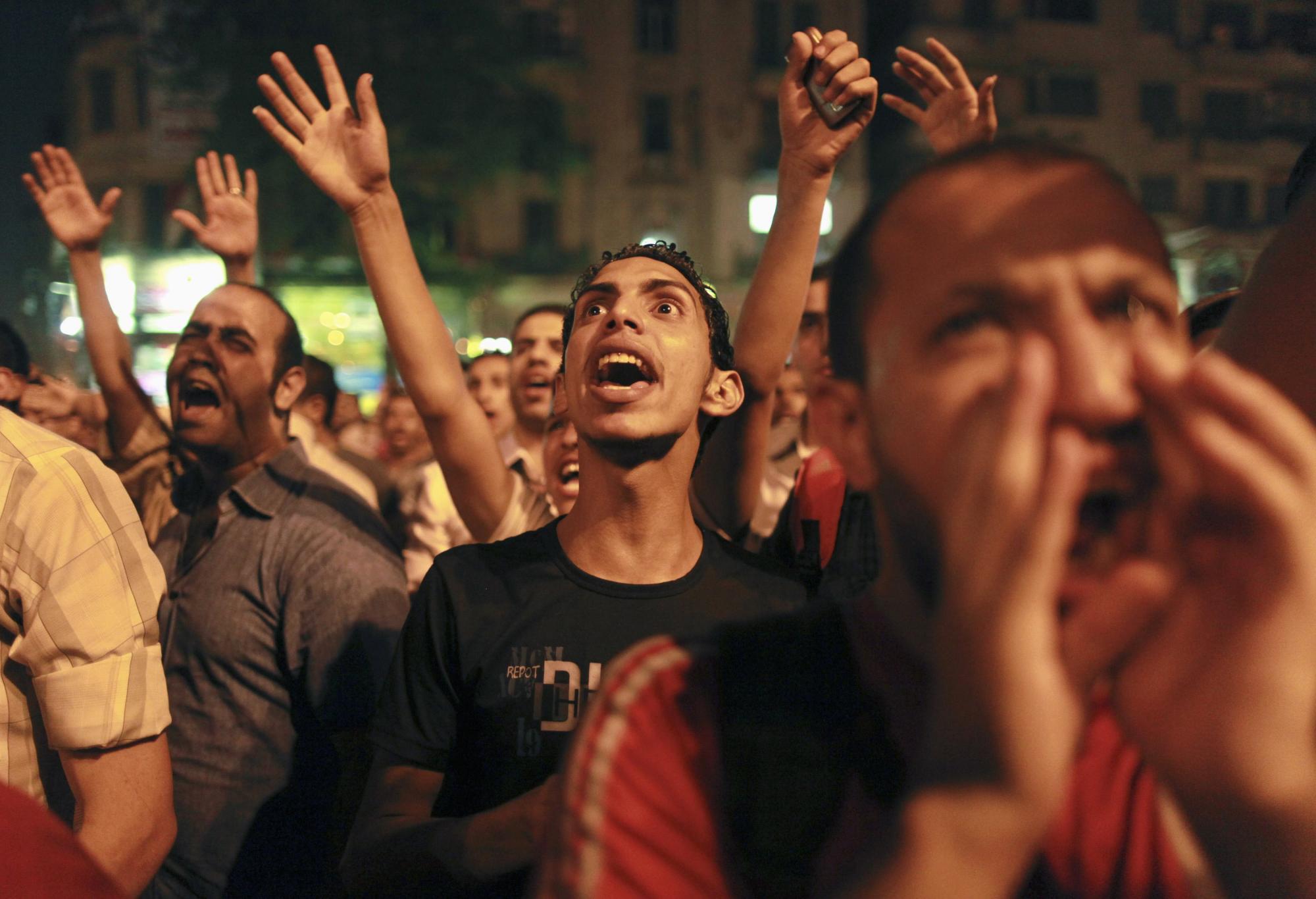 埃及大选上演“双人对决” 沙菲克竞选总部遭示威者纵火