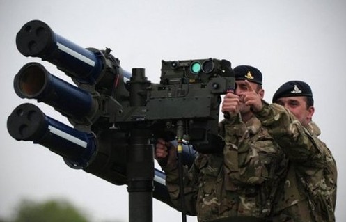 英政府奥运安保升级 在居民楼顶部署防空导弹