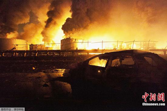 委内瑞拉媒体称最大炼油厂大火已全部被扑灭