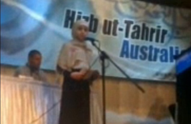 8岁女孩自称热爱伊斯兰圣战 澳大利亚调查儿童抗议事件