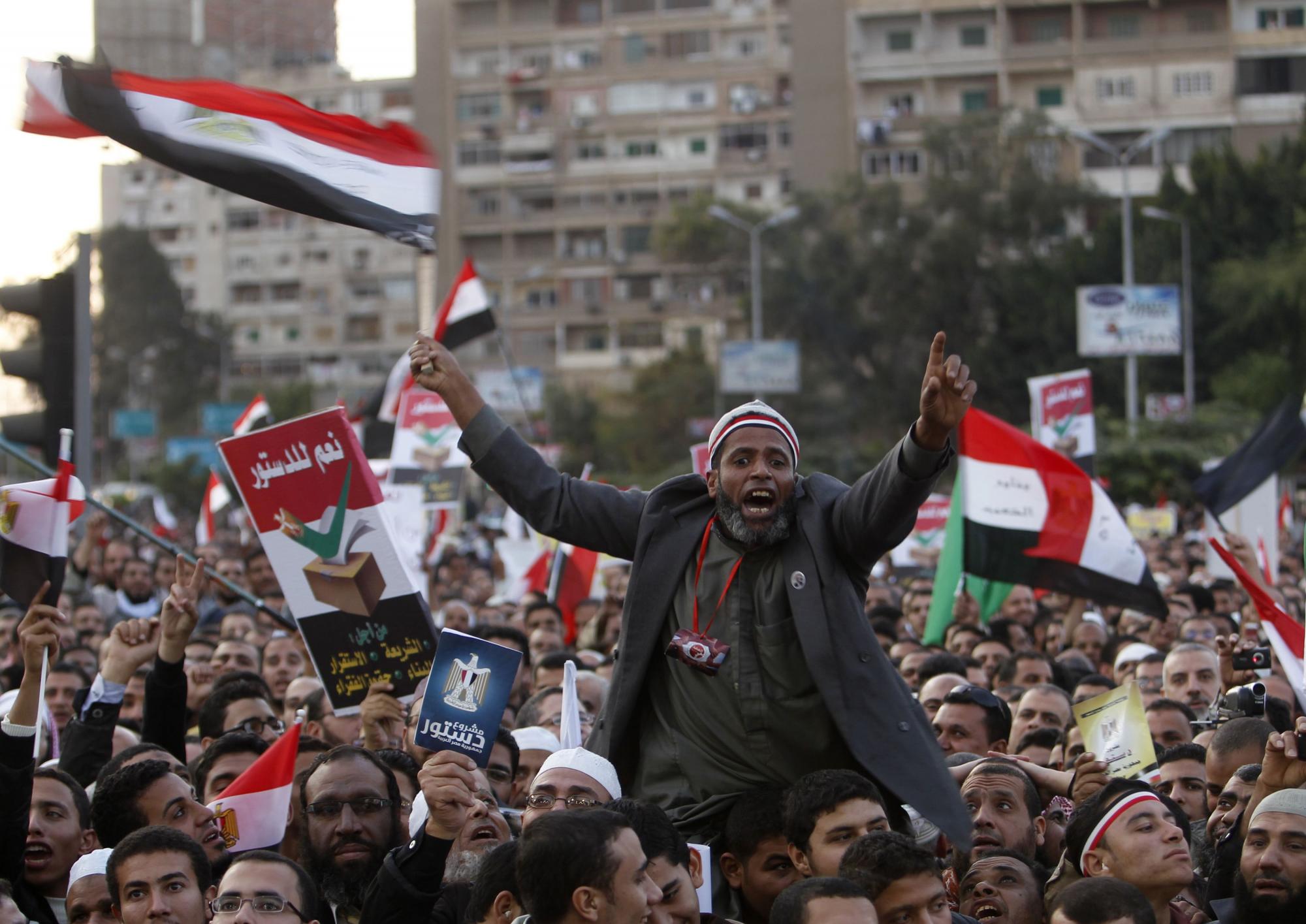 埃及一天六场“百万人大游行” 军方敦促穆尔西与反对派对话
