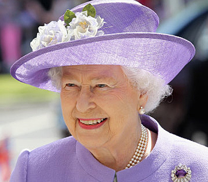 英国纪念女王登基60年 以其名命名南极部分土地