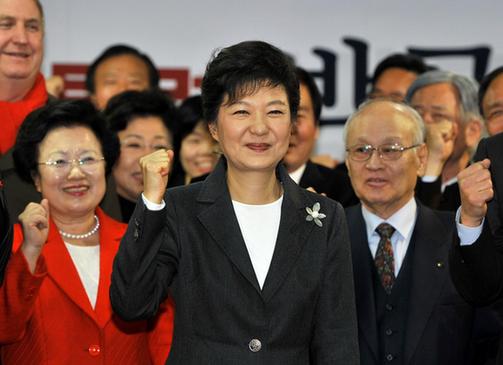 胡锦涛祝贺朴槿惠当选韩国总统 愿推动中韩关系发展