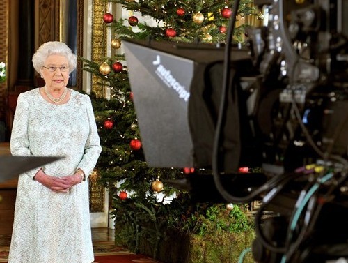 英女王将发表3D圣诞演说 录制场景曝光