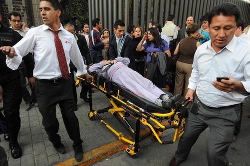 墨西哥石油公司总部爆炸已致14死80伤