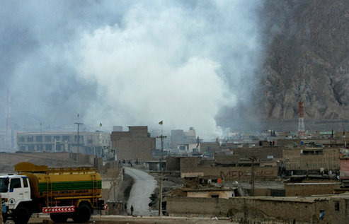 巴基斯坦爆炸案死亡人数升至81人 多因伤重去世
