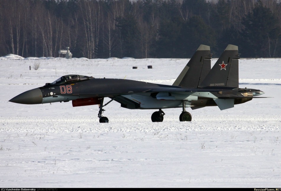 首见俄空军苏-35S满外挂与T-50同场亮相
