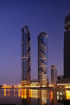 超奢华世界最高酒店迪拜开张 单人入住两千元起