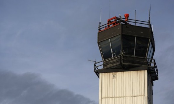 财政吃紧！美航空管理局将被迫关闭149座机场塔台