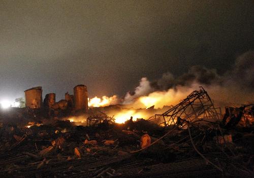 美国得州化肥厂爆炸致重大伤亡 威力如核弹