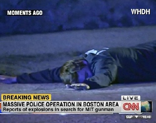 波士顿爆炸案一名嫌犯或被捕 曾与警方激烈交火
