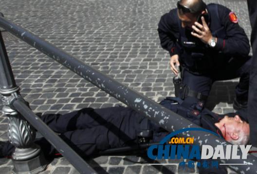意大利总理府广场发生枪击事件 3人受伤
