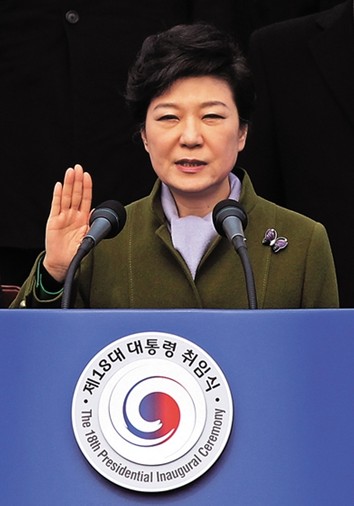 朴槿惠就任韩国总统将迎百日 国民支持率逾五成