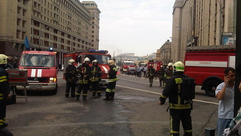 莫斯科地铁早高峰期间发生火情被迫关闭 人员已疏散