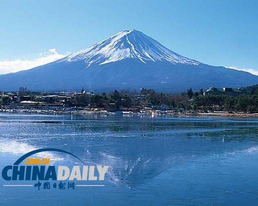 富士山夜间发生地震 日本专家忧火山喷发(图)