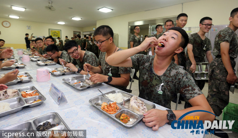 美味大补超幸福！韩国陆军训练食谱加入鲍鱼参鸡汤