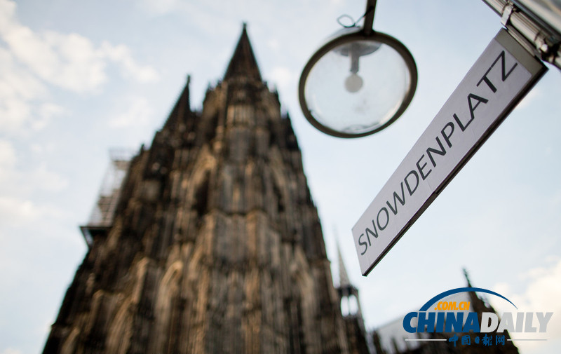 德国科隆大教堂前惊现“斯诺登广场” （高清组图）