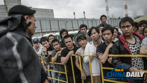 俄逮捕上千非法移民 驱逐数百中国劳工