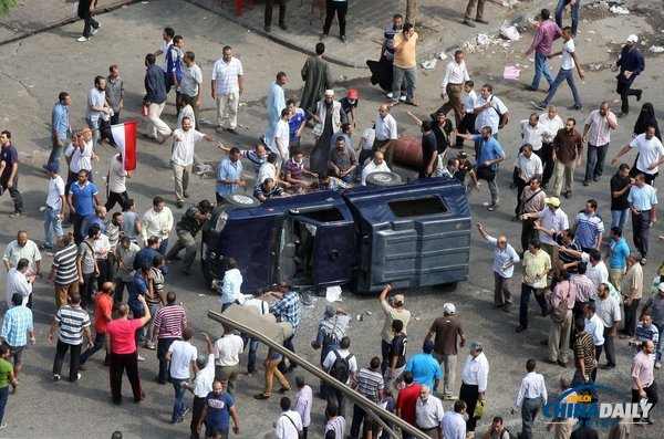 组图：埃及清场行动和各地冲突已造成278人死亡