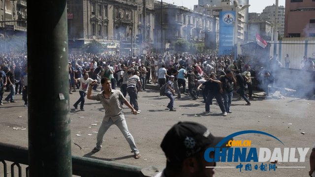 埃及“愤怒日”游行致逾80人死亡 旅游业遭受重创