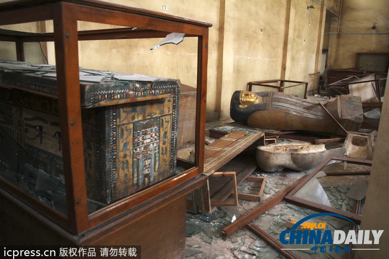 埃及博物馆遭暴民洗劫 逾千件文物丢失或损毁（图）