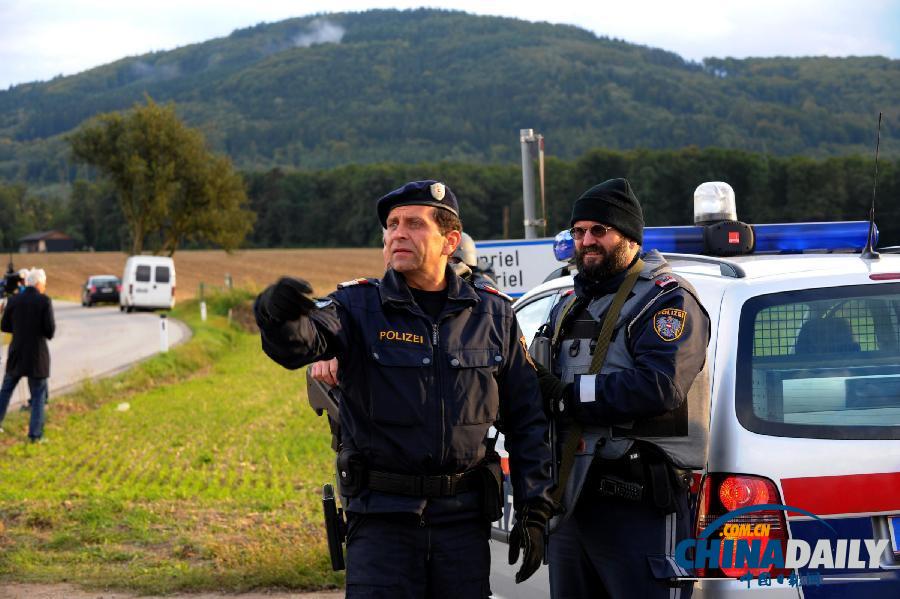 奥地利下奥州发生枪击劫持警察案 致4死1伤