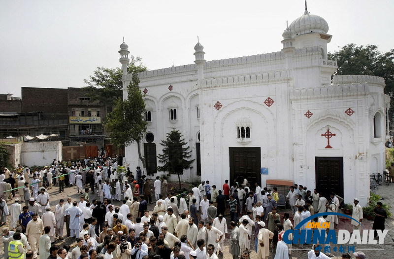 巴基斯坦一教堂遭自杀式爆炸袭击56人丧生