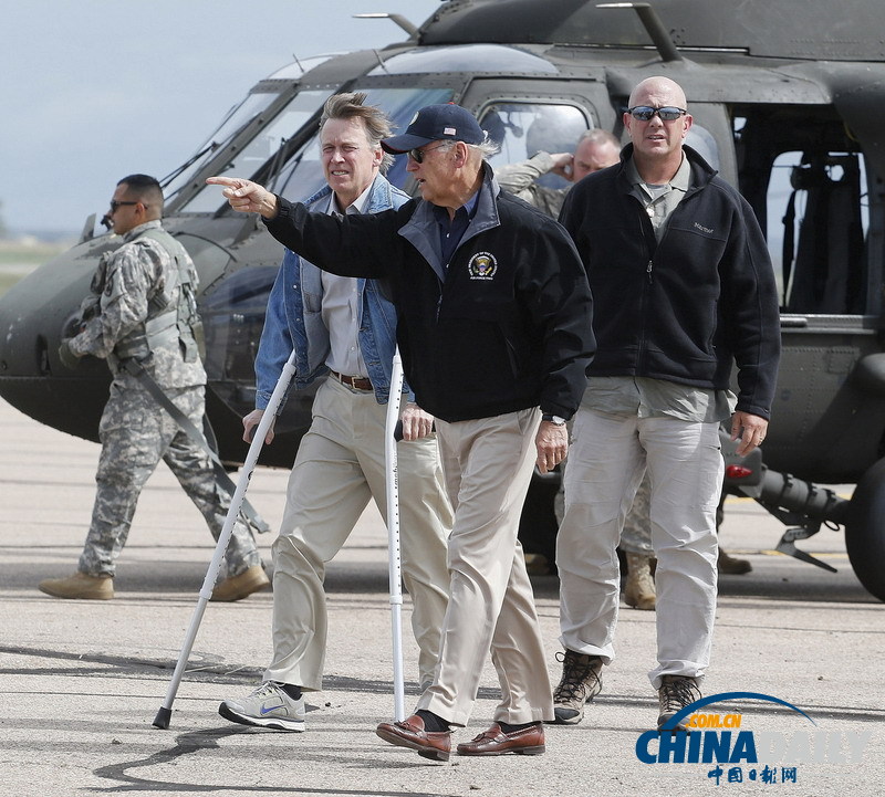 美副总统赴灾区接受采访 为科罗拉多洪水灾民筹款