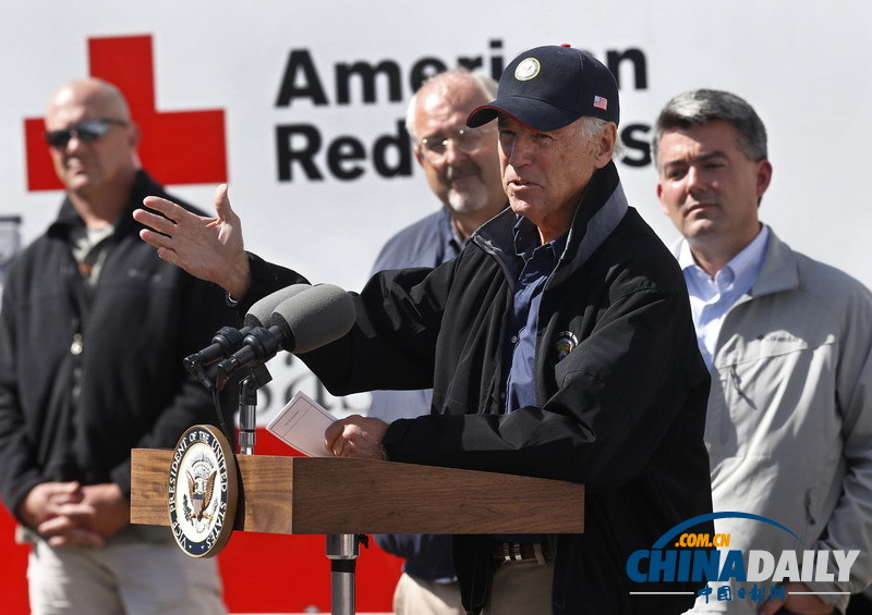 美副总统赴灾区接受采访 为科罗拉多洪水灾民筹款