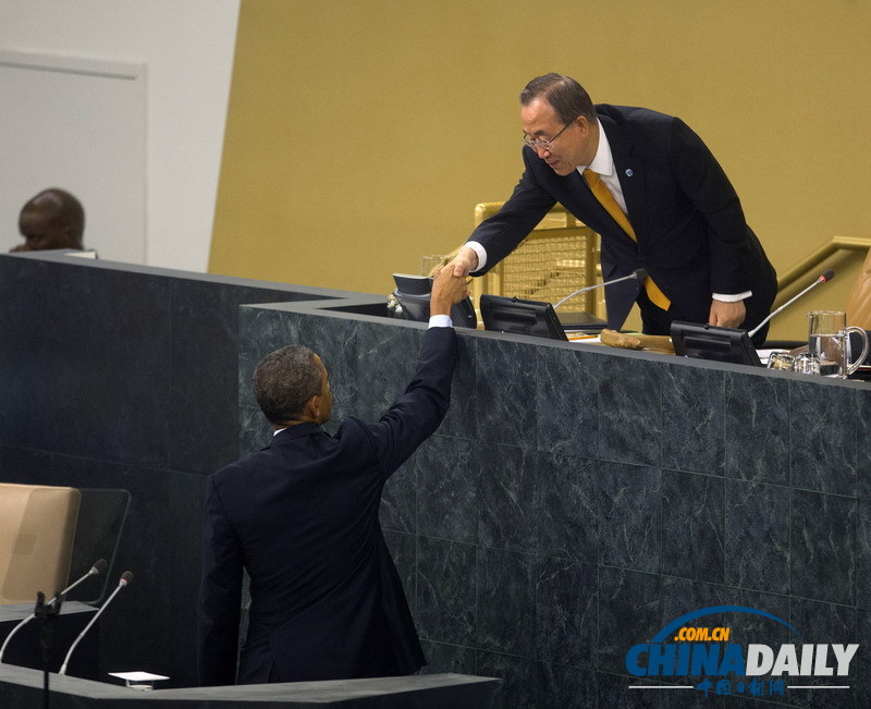 第68届联合国大会举行 奥巴马与潘基文握手秀亲密