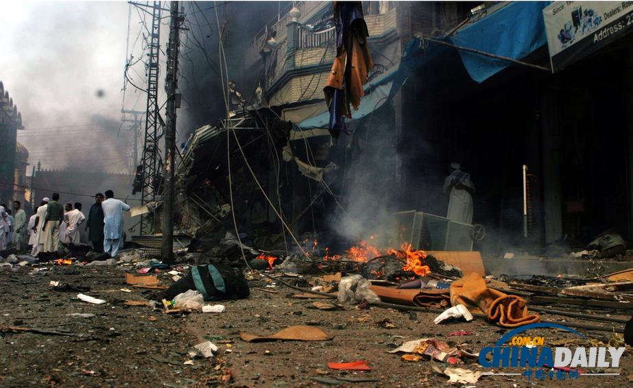 目击者讲述巴集市爆炸恐怖现场 塔利班否认涉案（图）