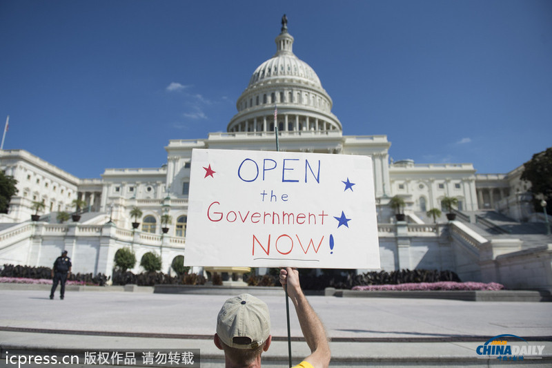 组图：美国民众示威抗议联邦政府关门