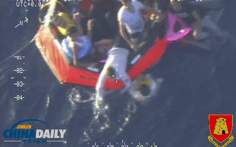 意大利海域又一非法移民船倾覆 约50人死亡（组图）