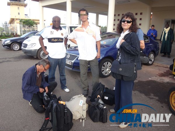 法国外交部证实两名法记者在马里被杀害（图）