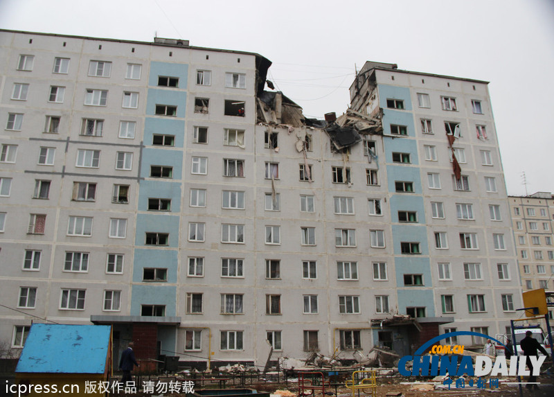 莫斯科居民楼发生煤气爆炸2人死亡（组图）