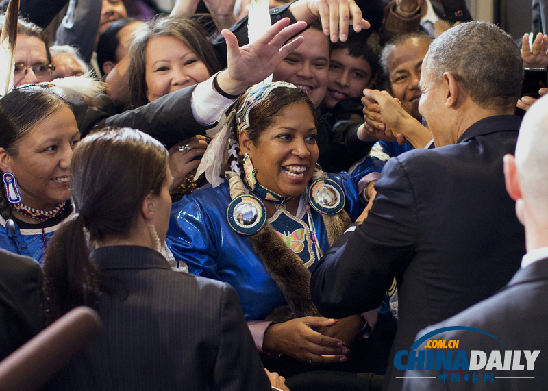 奥巴马出席最大规模“部落会议” 与原住民热情互动（高清组图）