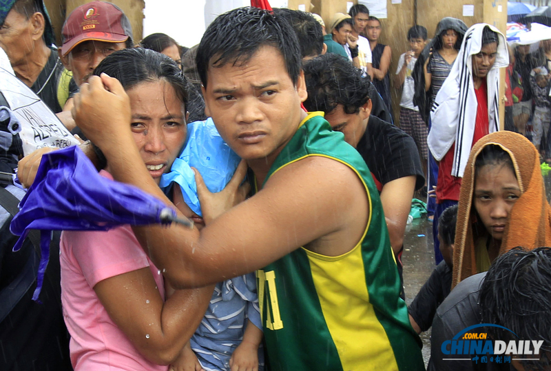 灾难无情人有情：盘点菲律宾灾区感人瞬间（组图）