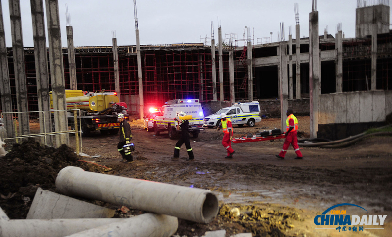 南非一在建商场坍塌 造成至少31人伤亡（组图）