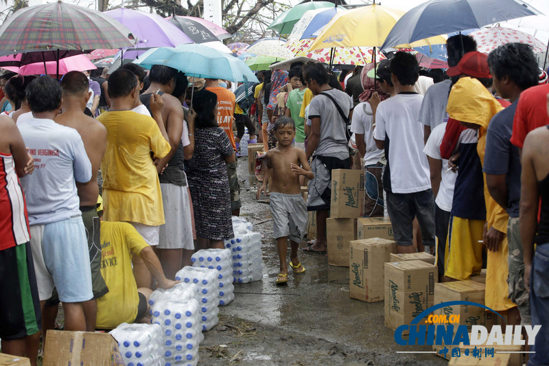 “海燕”已导致5209人死亡 菲律宾灾民众生相