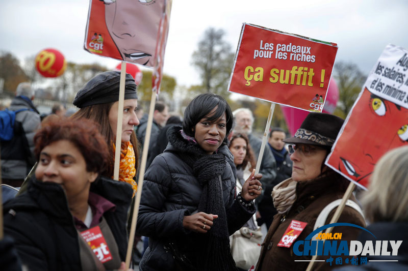 法国民众游行抗议奥朗德计划推后退休年龄
