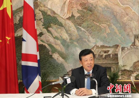 中国驻英大使谈卡梅伦访华：合作亮点纷呈