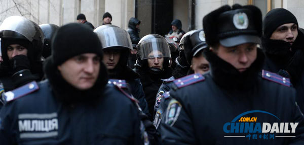 乌克兰安全局调查夺权行为 反对派要求两天内解散政府