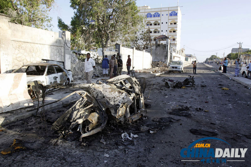 索马里首都连发爆炸袭击 目前至少11死17伤