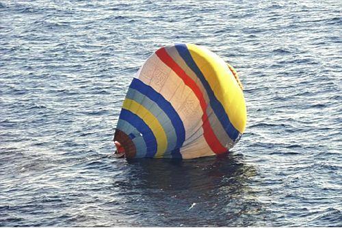 中国男子坐热气球登陆钓鱼岛失败 身份系河北厨师