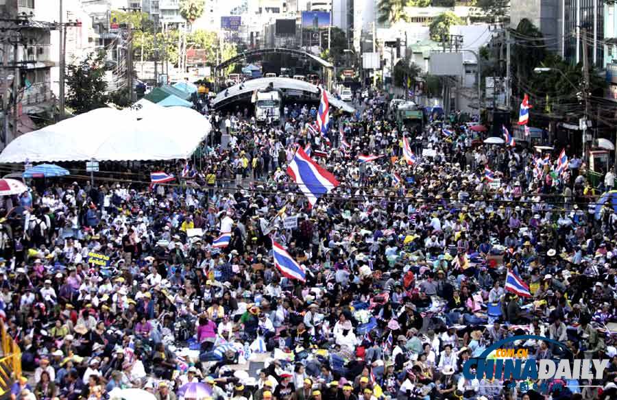 泰国反政府抗议者举行大规模集会 封锁曼谷