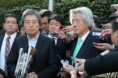 日本前首相携手竞选东京知事 小泉对抗安倍色彩渐浓